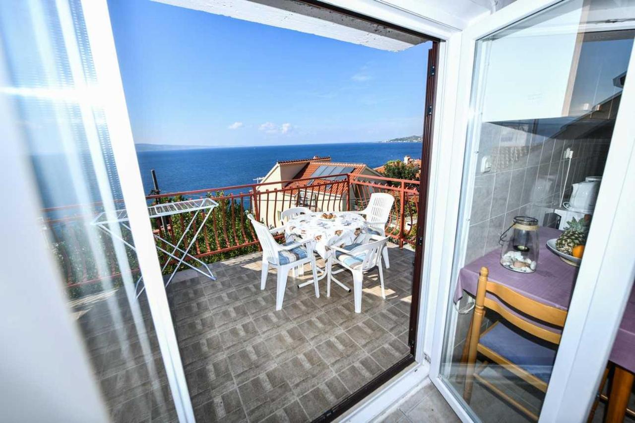 Perfect Vacation Apartments Omiš Exteriör bild